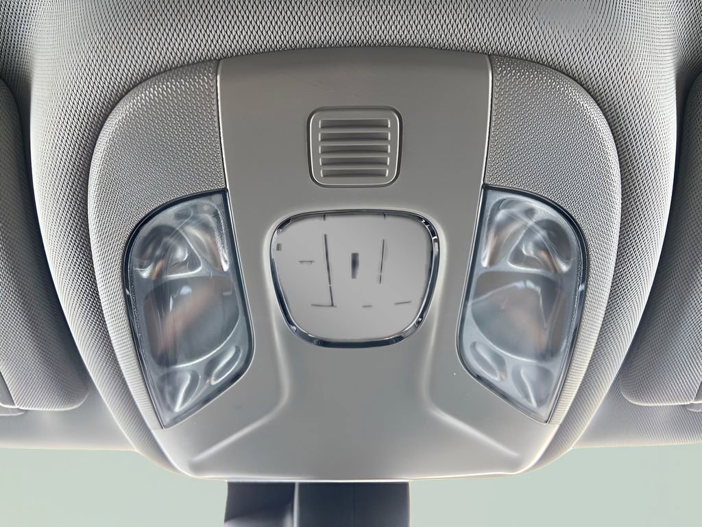 Used 2022 Jeep Compass Limited image 37