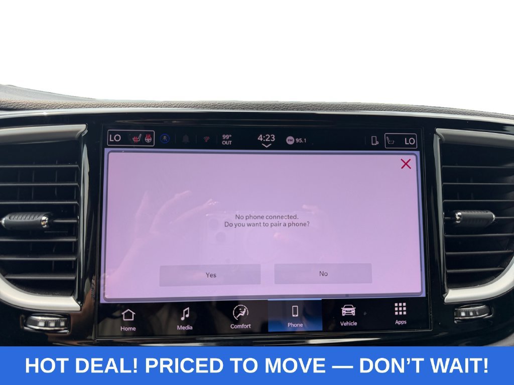 Used 2025 Chrysler Pacifica Select FWD image 18