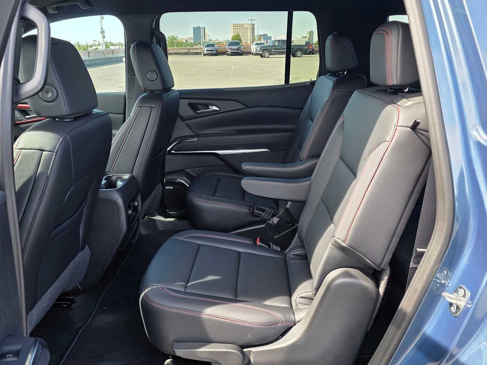 New 2026 Chevrolet Traverse Z71 w/ Enhanced Driving Package AWD/4WD image 16