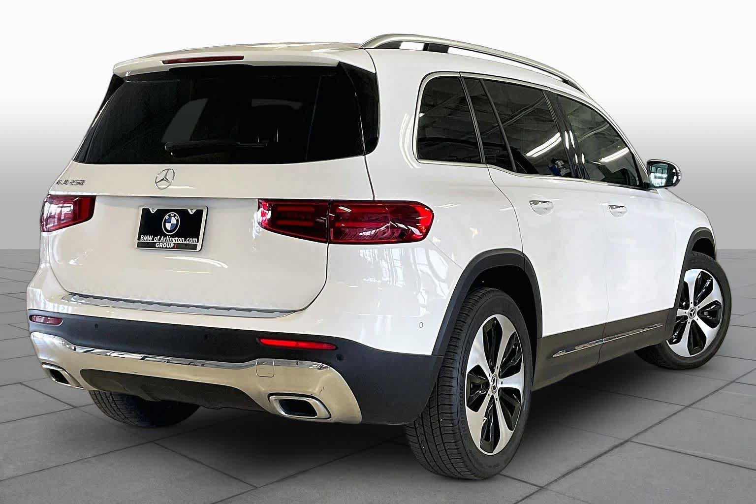 Used 2024 Mercedes-Benz GLB 250 image 11