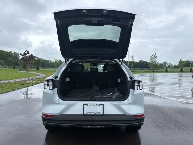 Used 2022 Ford Mustang Mach-E Select AWD/4WD image 9