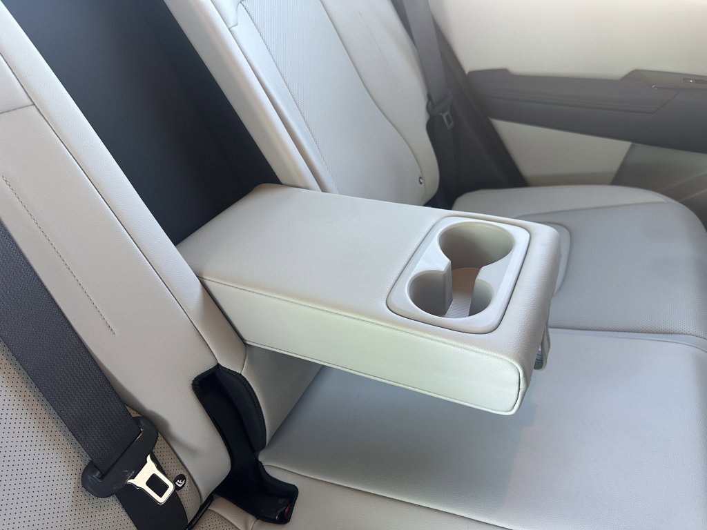 Used 2025 Kia Sportage EX image 35