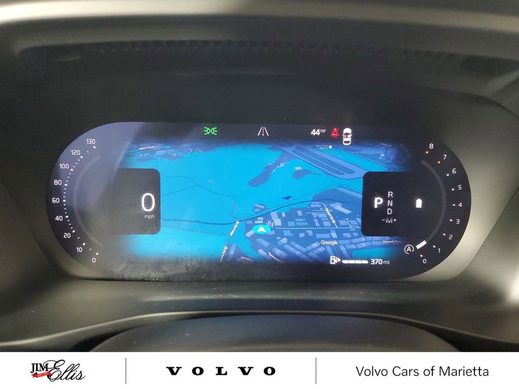 Used 2026 Volvo XC40 B5 Core w/ Climate Package image 28