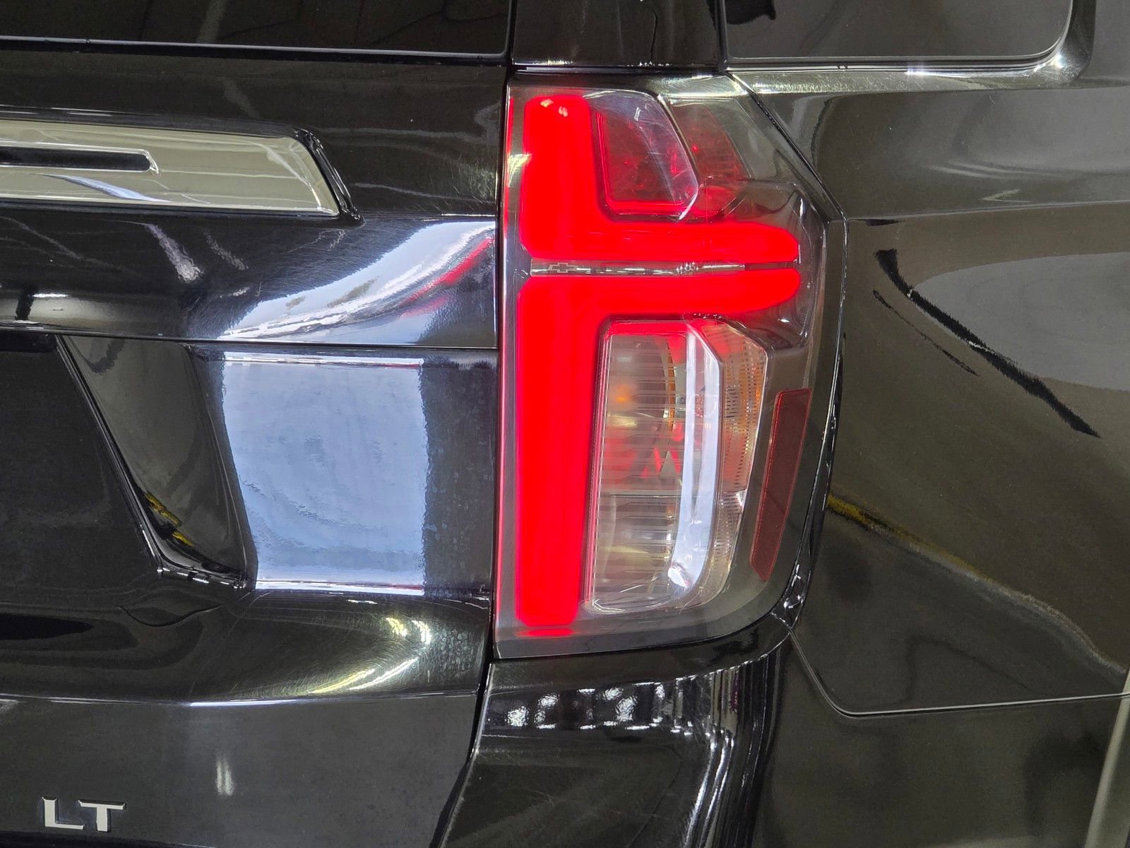 Used 2023 Chevrolet Tahoe LT image 13