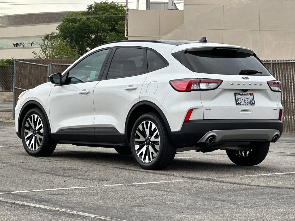 Certified 2020 Ford Escape SE Sport FWD image 5