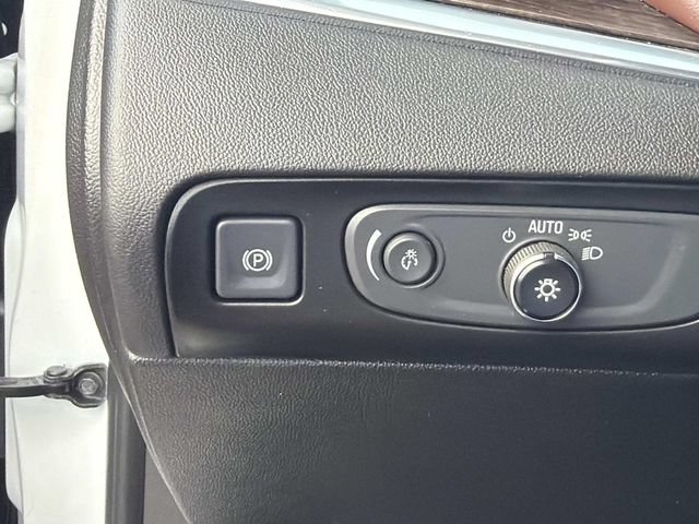 Used 2019 Buick Enclave Avenir w/ Avenir Technology Package FWD image 27