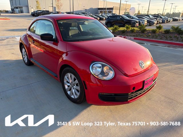 Used 2013 Volkswagen Beetle 2.5 FWD image 1