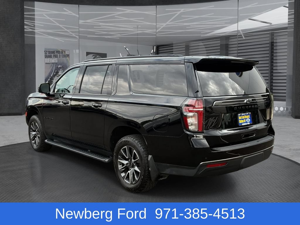 Used 2021 Chevrolet Suburban Z71 w/ Luxury Package AWD/4WD image 7