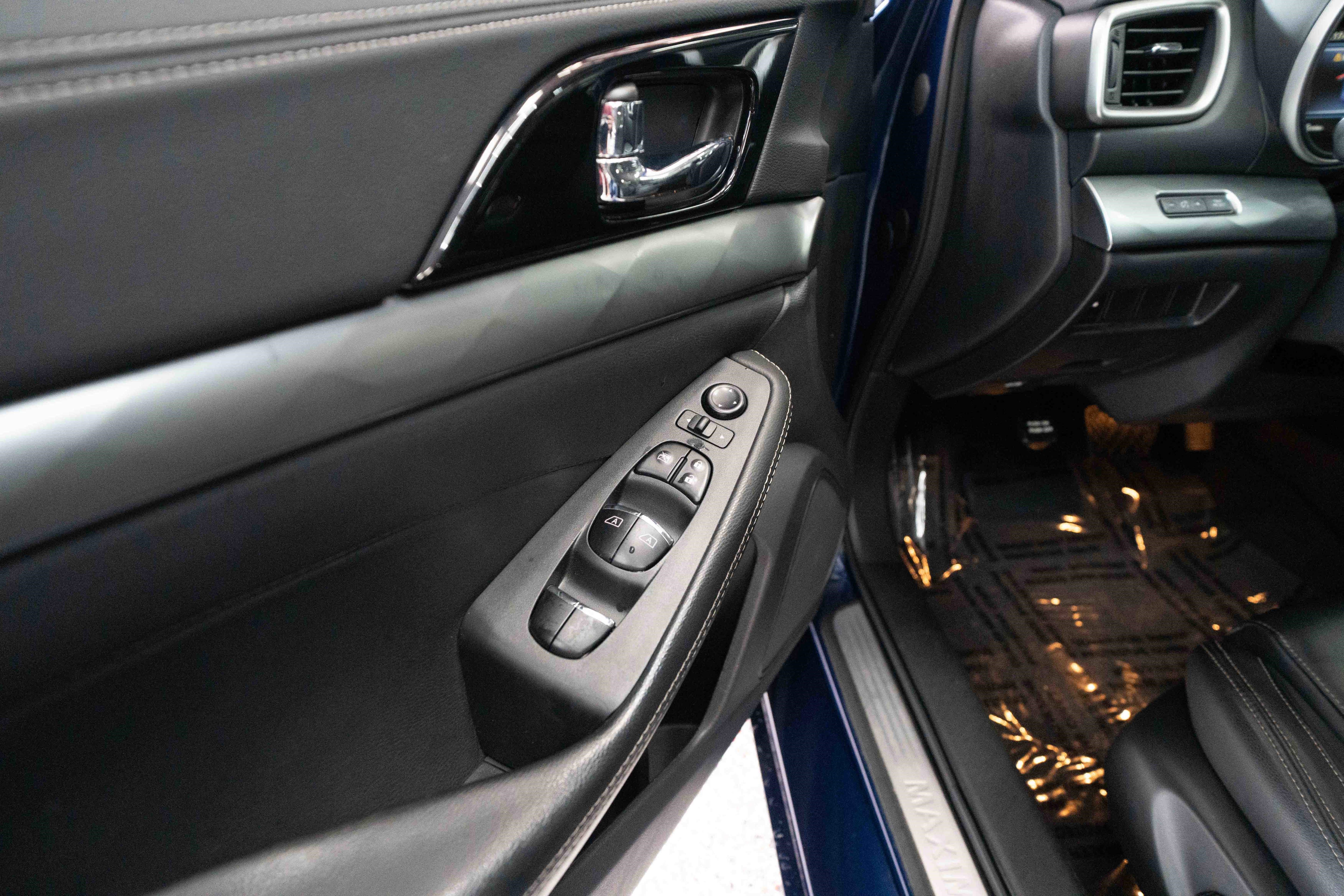 Used 2022 Nissan Maxima SV w/ Floor Mat Group image 7