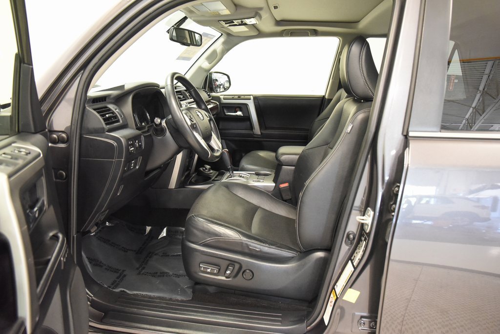 Used 2018 Toyota 4Runner Limited image 15