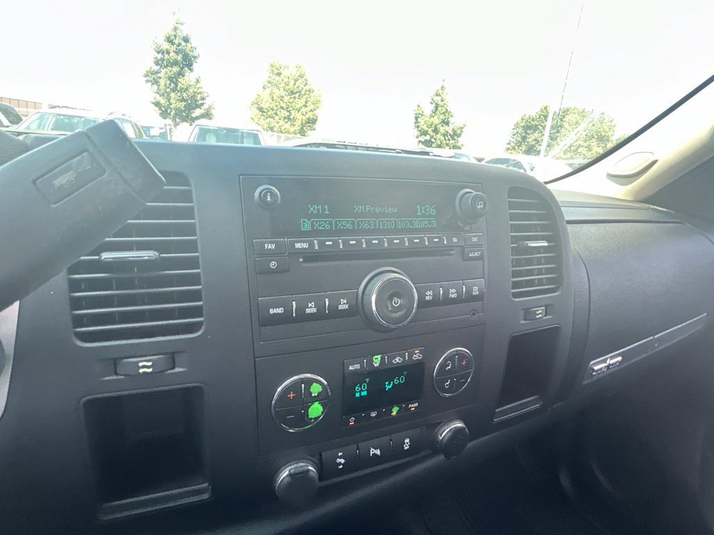 Used 2013 Chevrolet Silverado 1500 LT RWD image 9