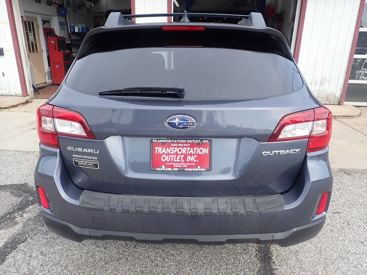 Used 2016 Subaru Outback 2.5i Premium image 20