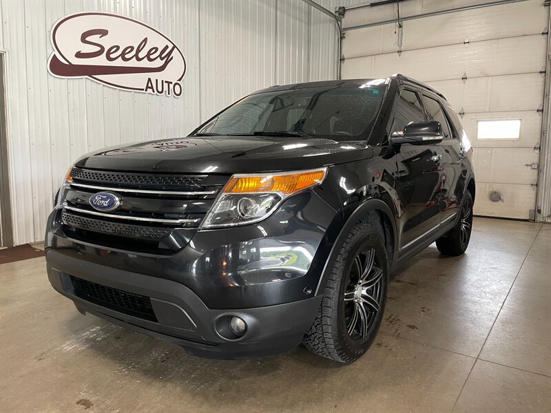 Used 2011 Ford Explorer Limited w/ Technology Pkg AWD/4WD image 2