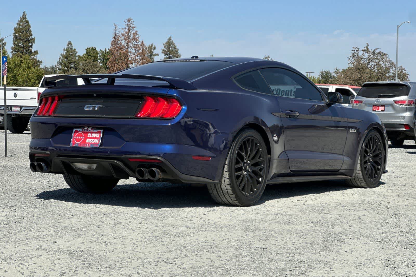 Used 2018 Ford Mustang GT w/ GT Performance Package RWD image 3