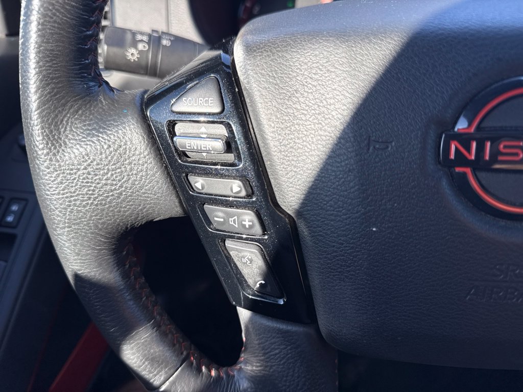 Used 2022 Nissan Frontier PRO-4X w/ Technology Package AWD/4WD image 23