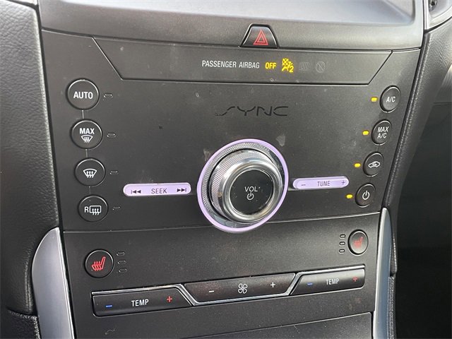 Used 2020 Ford Edge Titanium image 24