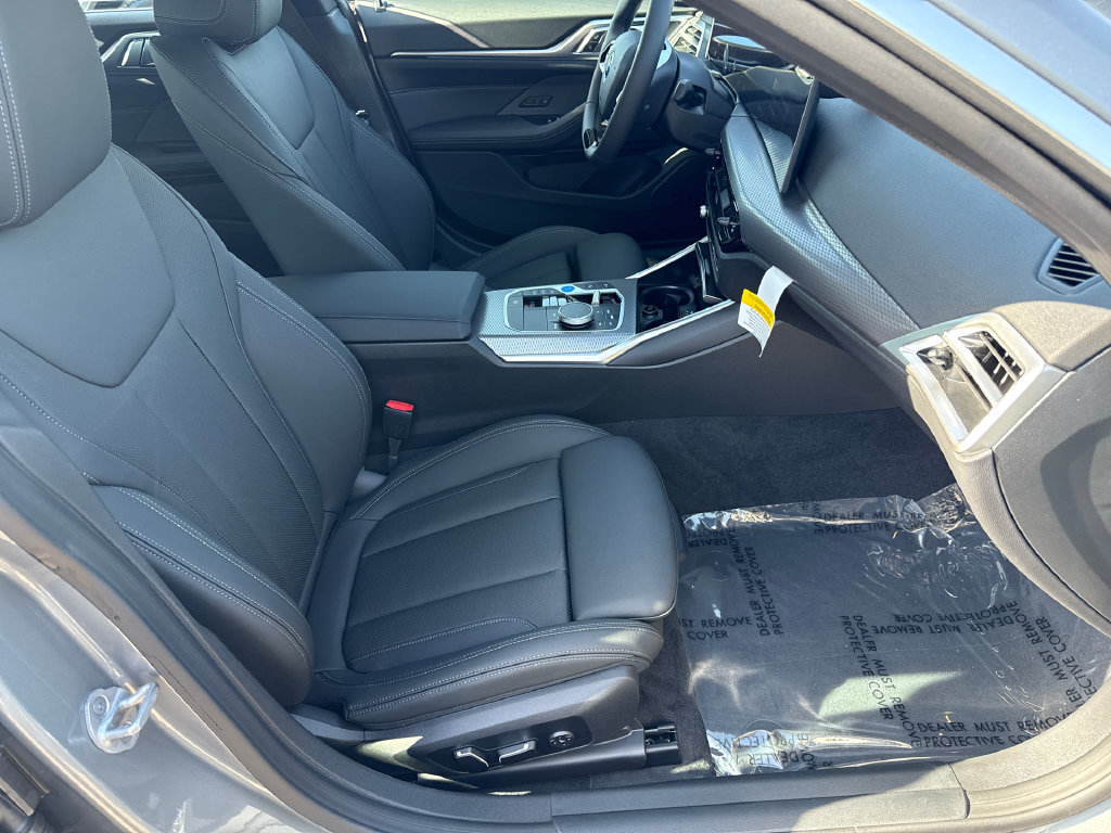 New 2026 BMW i4 eDrive40 w/ Premium Package RWD image 13