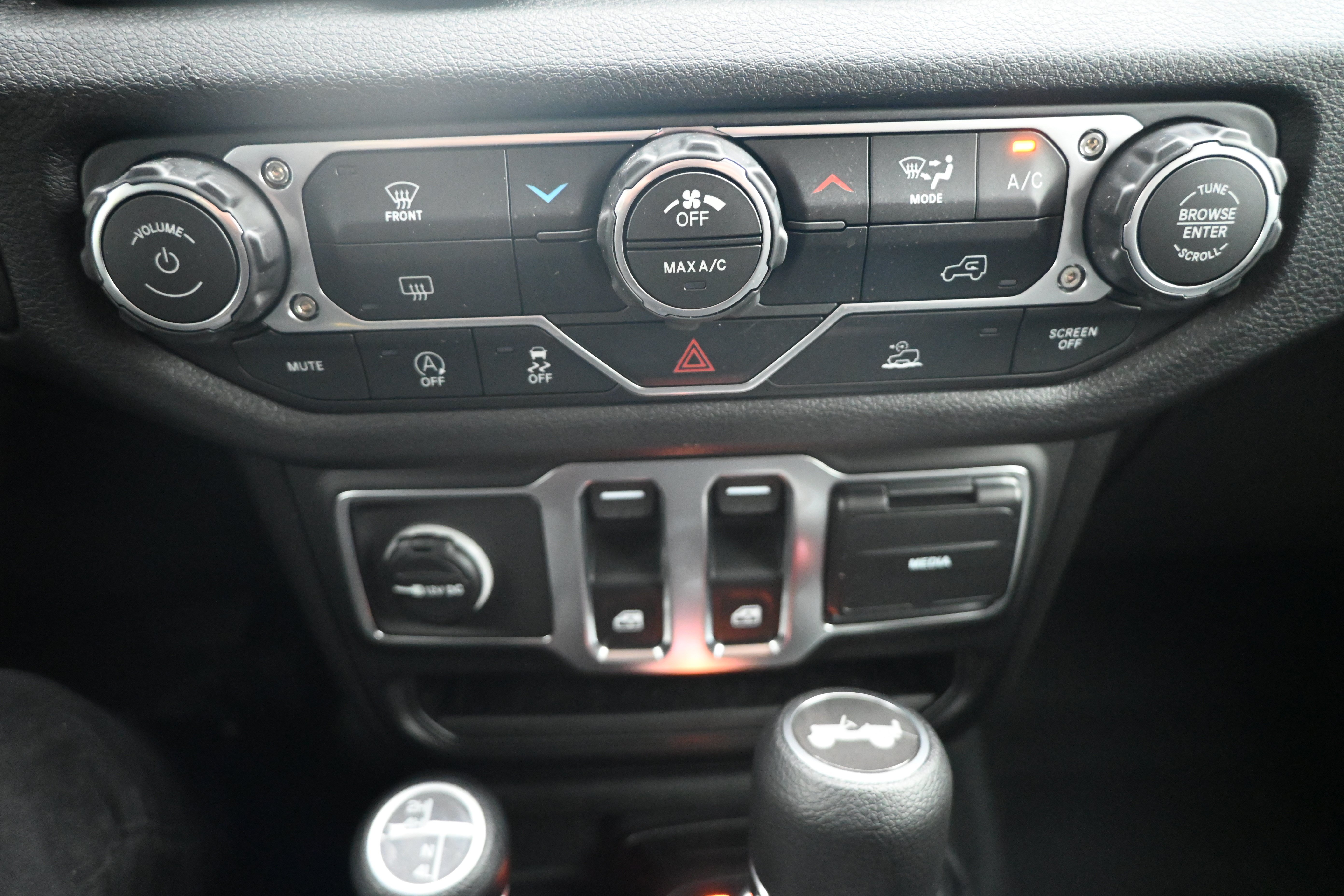 New 2026 Jeep Wrangler Sport AWD/4WD image 25