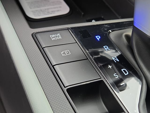 New 2026 Hyundai Elantra Limited image 17