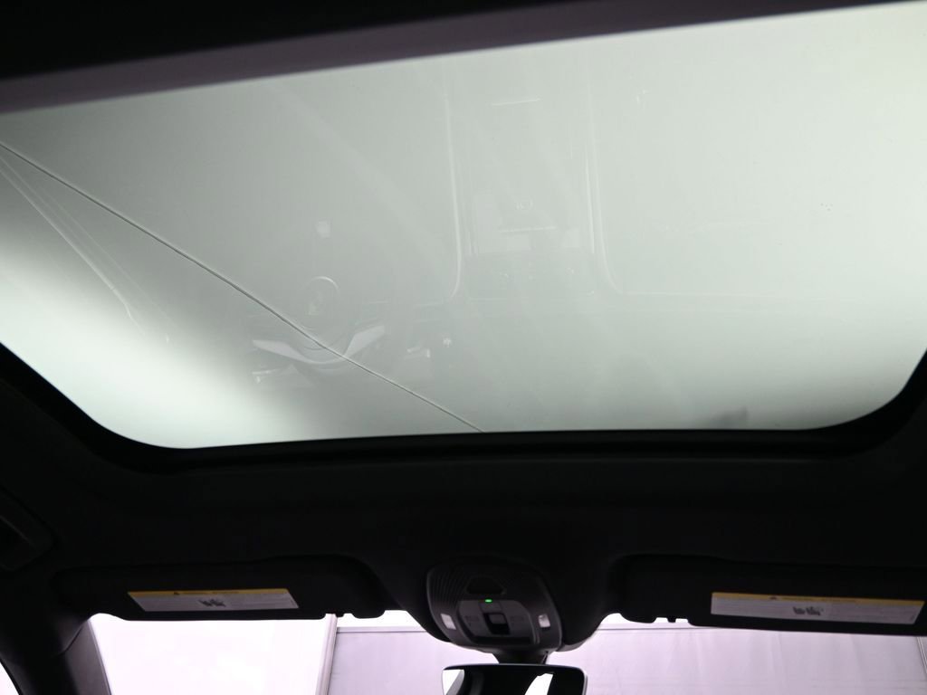 Certified 2024 Porsche Panamera image 25