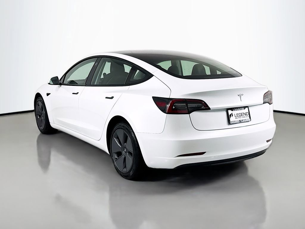 Used 2023 Tesla Model 3 Standard Range image 9