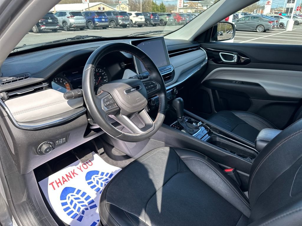 Used 2022 Jeep Compass Limited image 13