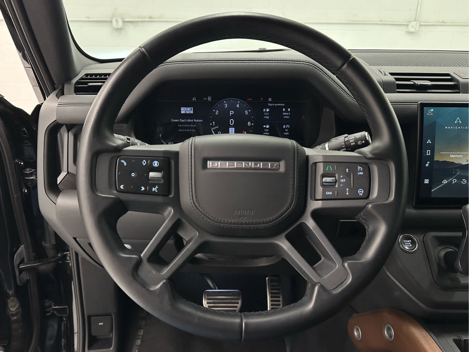 Used 2024 Land Rover Defender 130 X AWD/4WD image 26