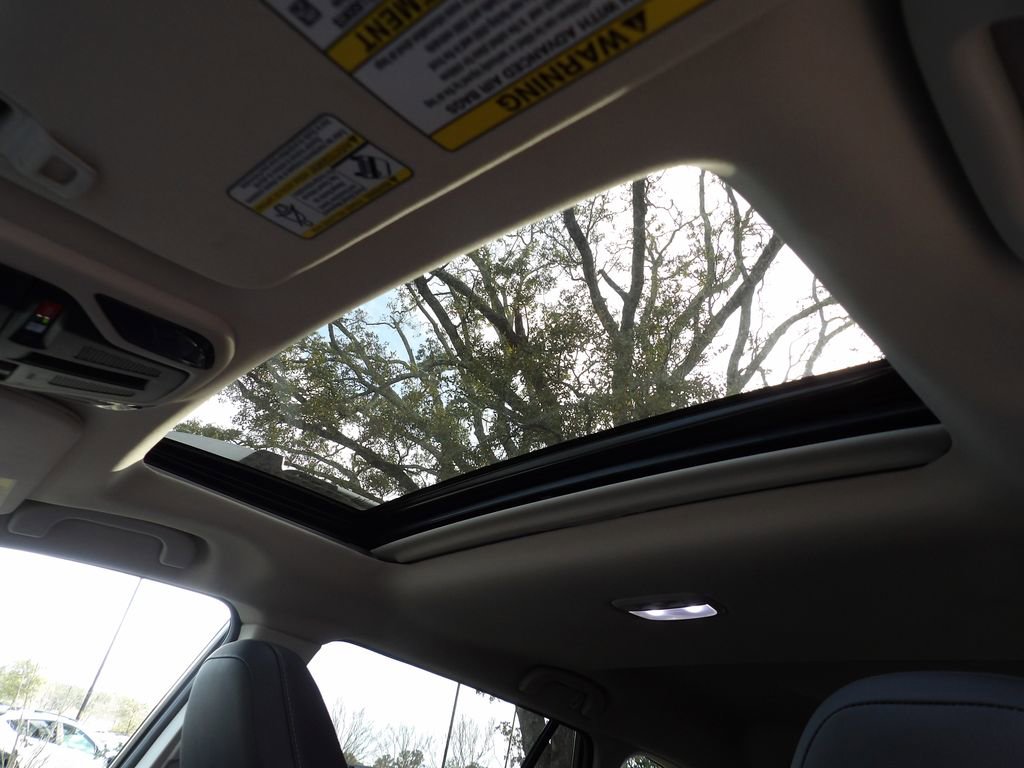 Used 2023 Subaru Outback Touring XT image 17