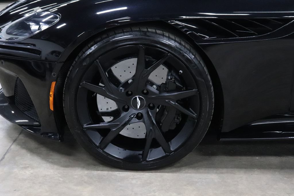 Used 2019 Aston Martin DBS Superleggera image 27