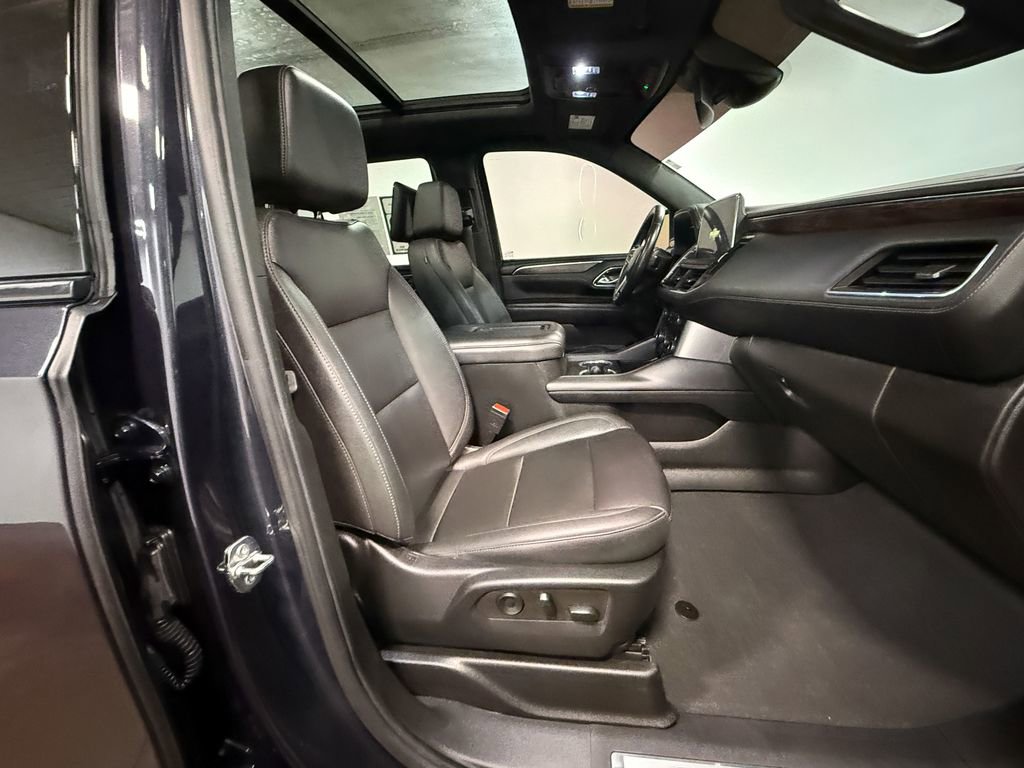 Used 2023 Chevrolet Tahoe Z71 AWD/4WD image 13