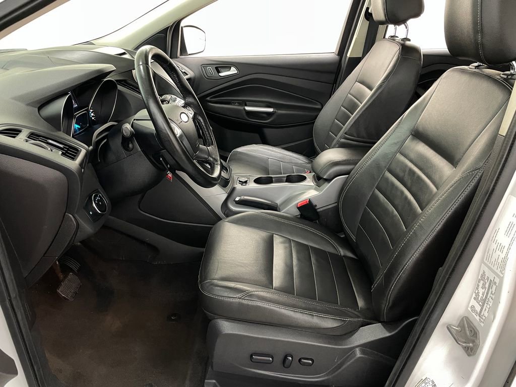 Used 2014 Ford Escape SE w/ Leather Comfort Package AWD/4WD image 6