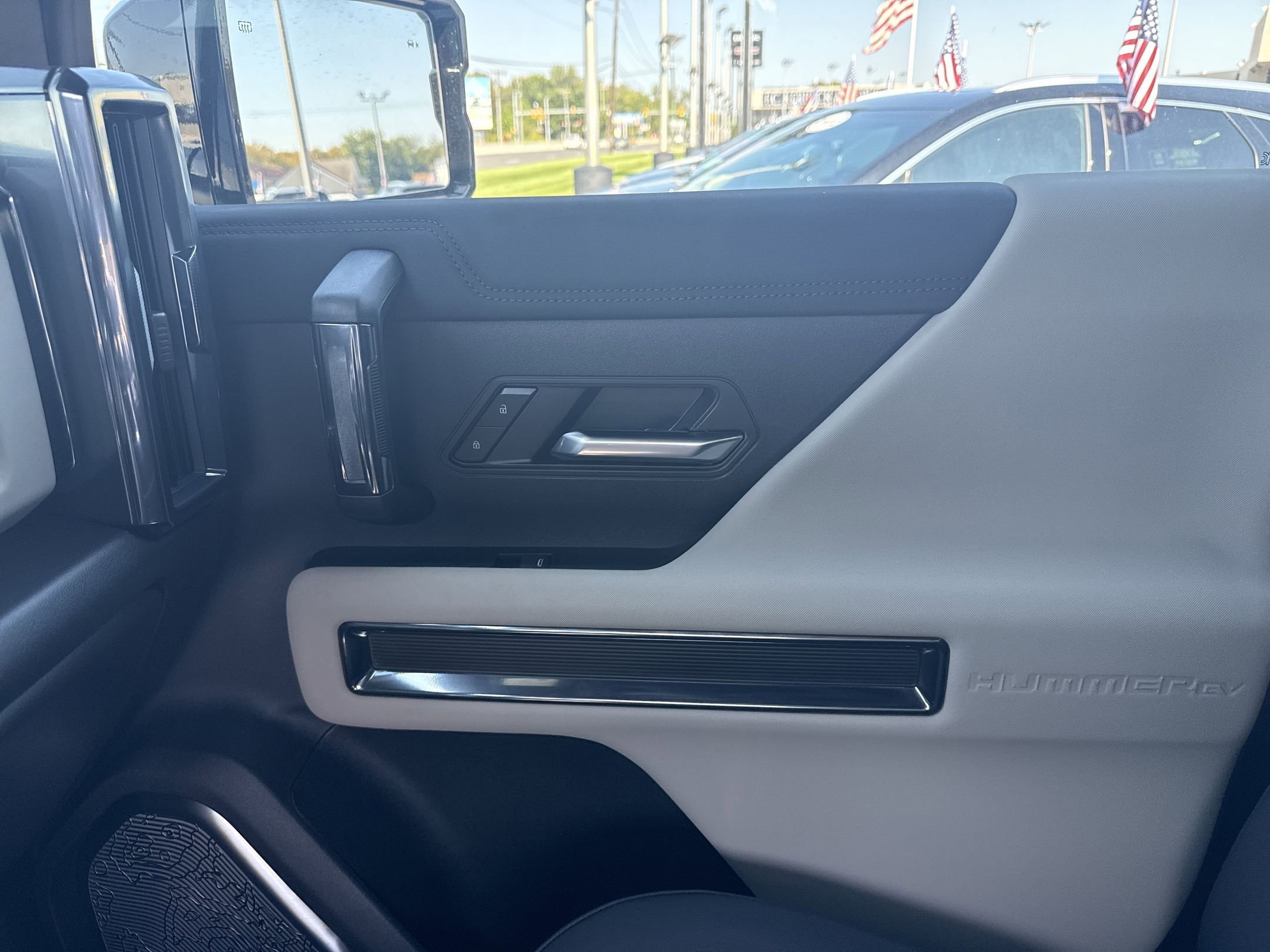 New 2026 GMC Hummer EV SUV image 18