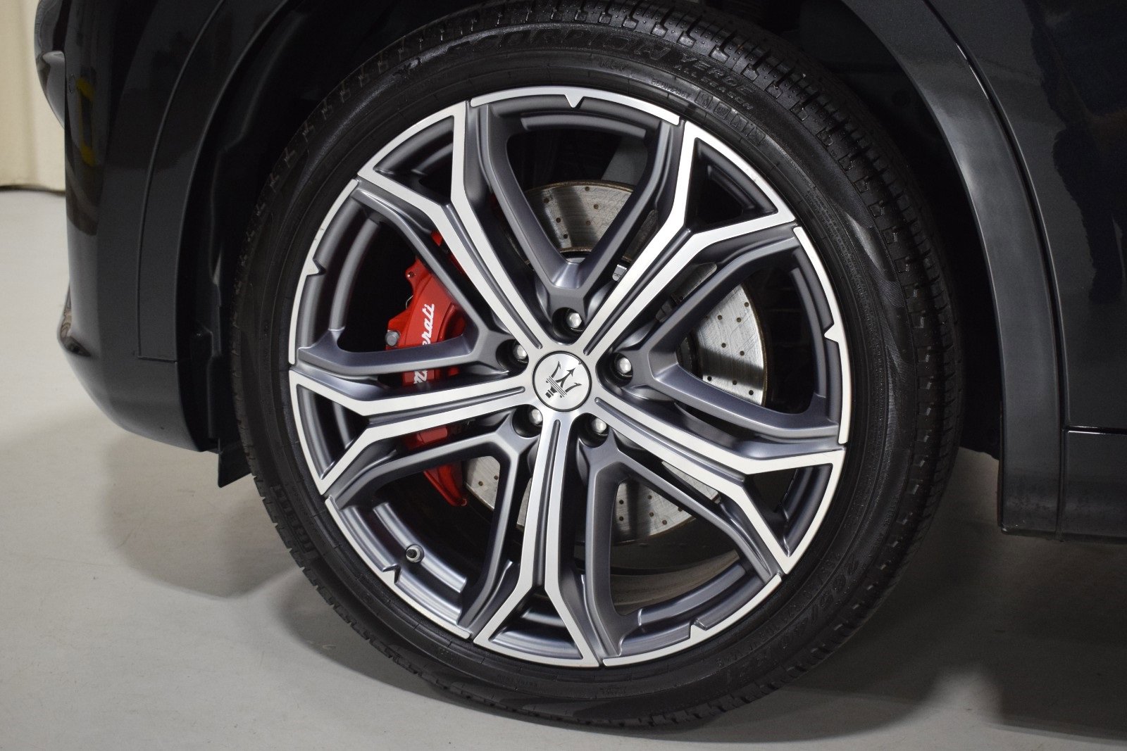 Certified 2022 Maserati Levante Modena image 5