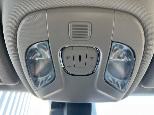 Used 2022 Jeep Compass Limited AWD/4WD image 32