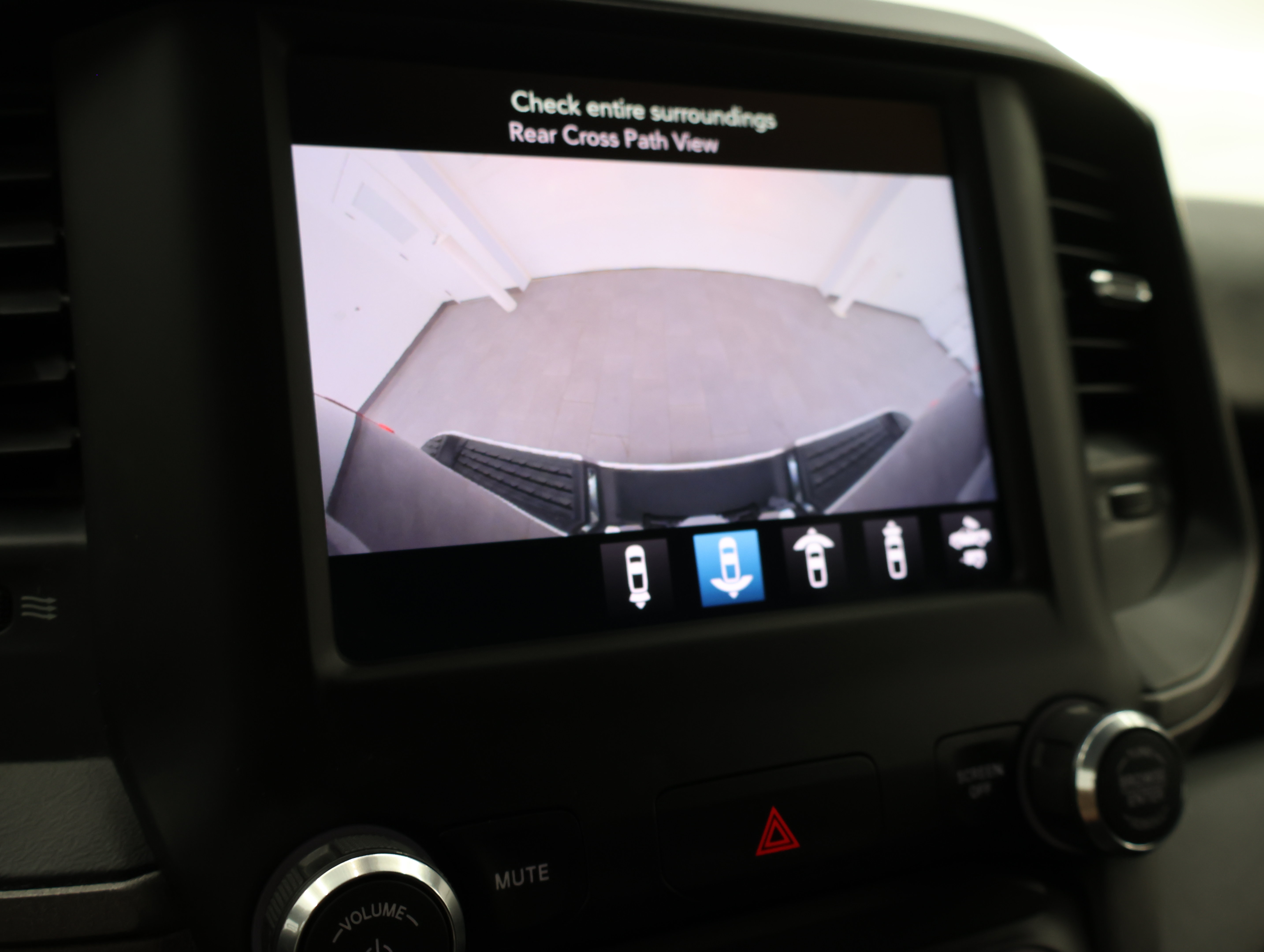 Used 2021 RAM 2500 Tradesman w/ Towing Technology Group AWD/4WD image 17