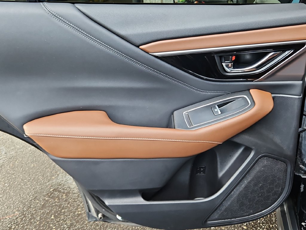 Used 2020 Subaru Outback Touring XT AWD/4WD image 32
