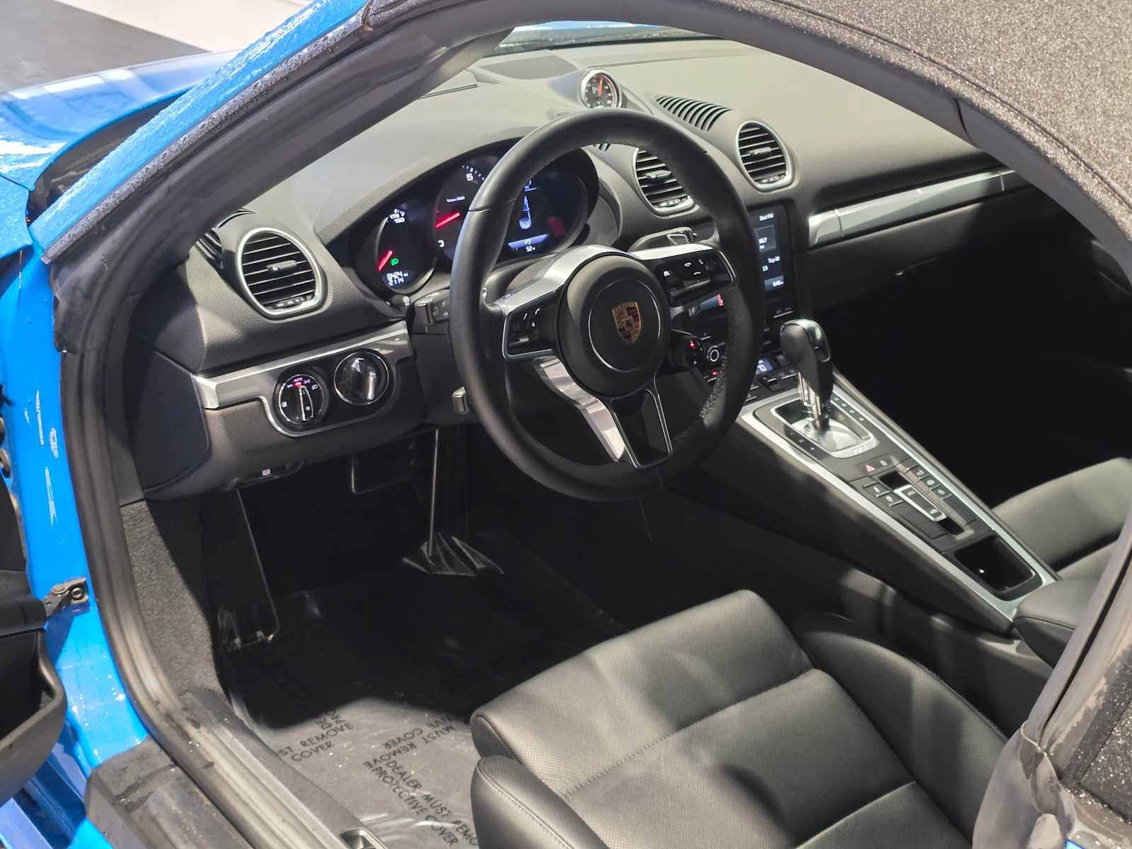 Used 2024 Porsche 718 Boxster S RWD image 2