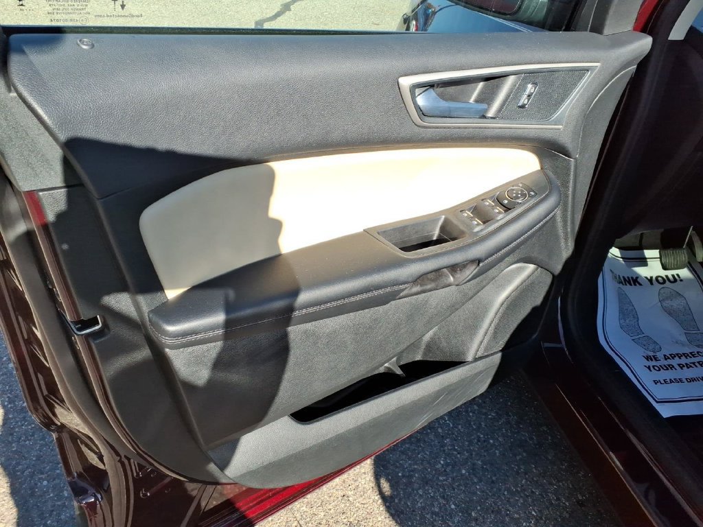 Certified 2024 Ford Edge SEL w/ Convenience Package AWD/4WD image 12
