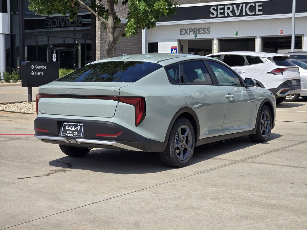 New 2026 Kia K4 FWD image 4