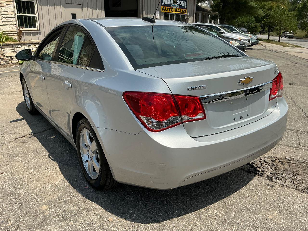 Used 2015 Chevrolet Cruze LT FWD image 5