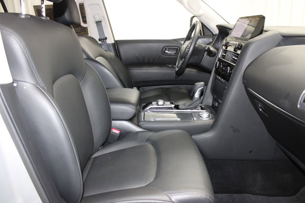 Used 2024 Nissan Armada SV AWD/4WD image 24