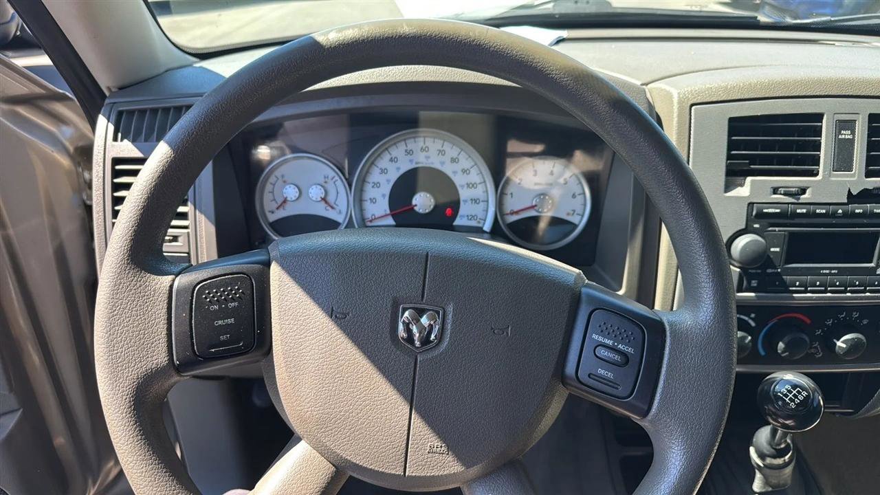 Used 2006 Dodge Dakota SLT w/ SLT Value Group image 46