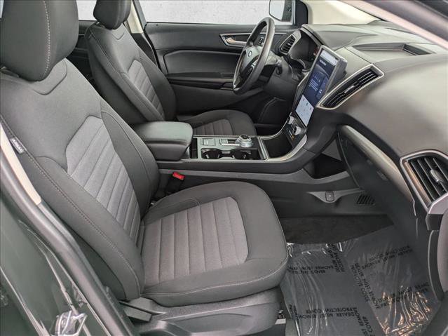Used 2024 Ford Edge SE w/ Black Appearance Package image 20