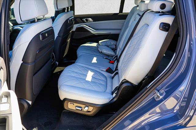 New 2026 BMW X7 xDrive40i image 19