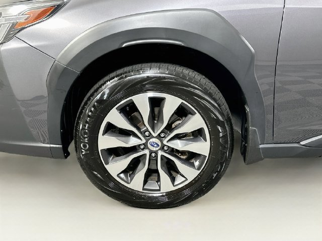 Certified 2025 Subaru Outback Limited AWD/4WD image 35