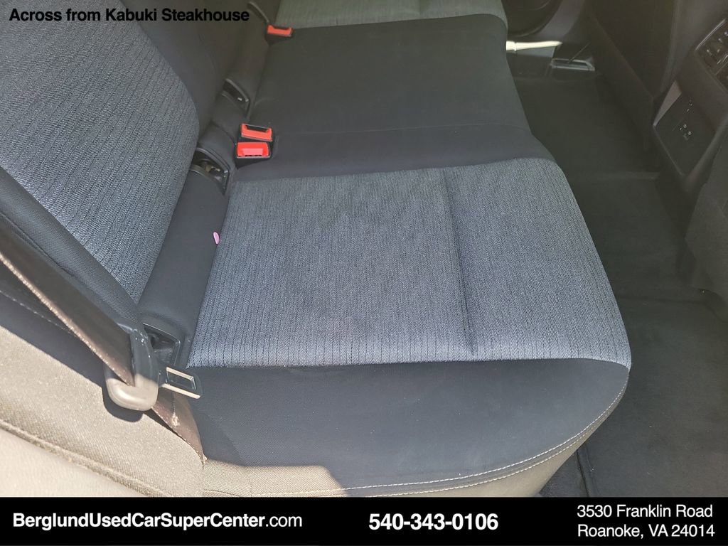 Used 2023 Nissan Rogue SV image 19