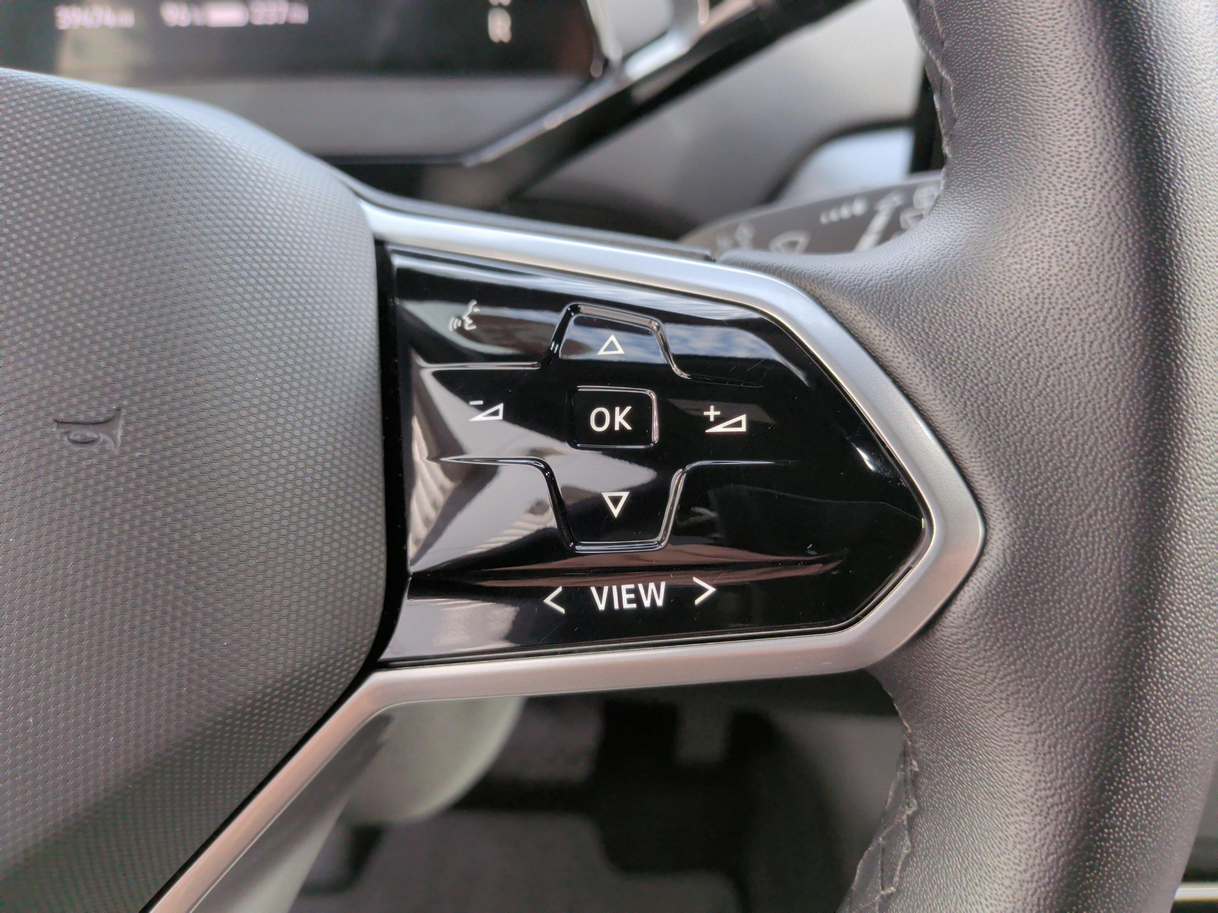 Used 2023 Volkswagen ID.4 Pro image 20