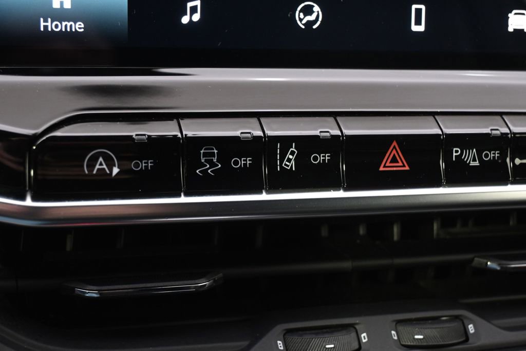 Used 2025 Jeep Compass Trailhawk image 30