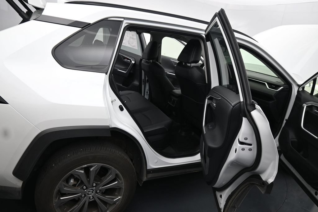 Used 2024 Toyota RAV4 Limited w/ Advanced Technology Package AWD/4WD image 20