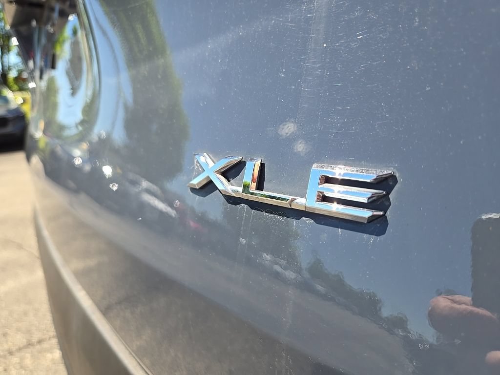 Used 2024 Toyota Grand Highlander AWD image 14